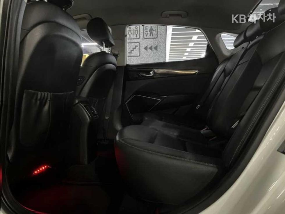 Kia K7 — miniaturë 19