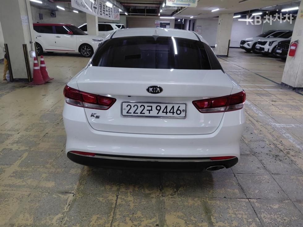 Kia K5 — miniaturë 5