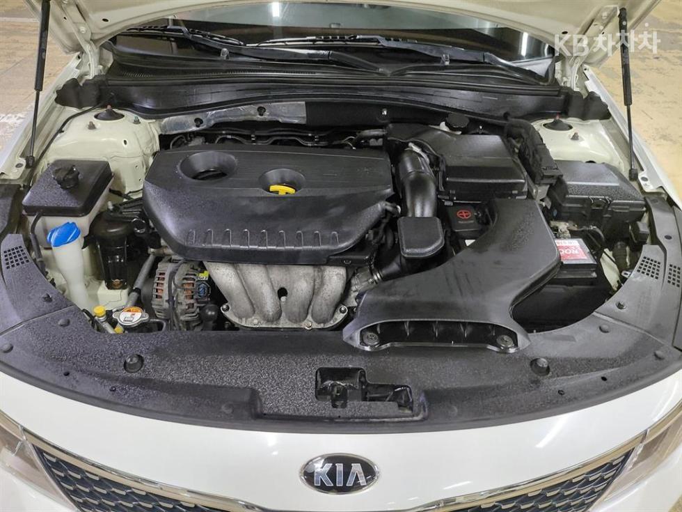Kia K5 — miniaturë 20