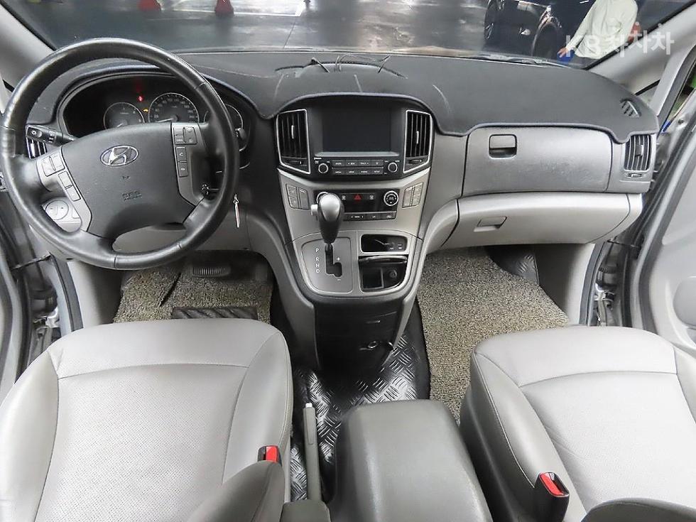 Hyundai Starex — miniaturë 15