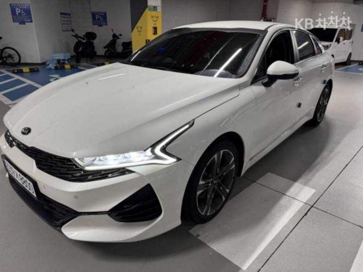Kia K5 — miniaturë 3
