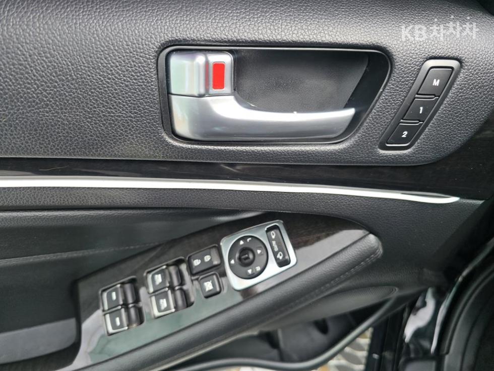 Kia K7 — miniaturë 7
