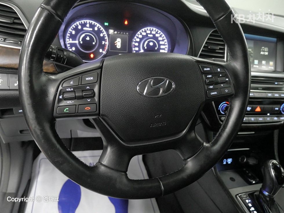 Hyundai Aslan — miniaturë 7