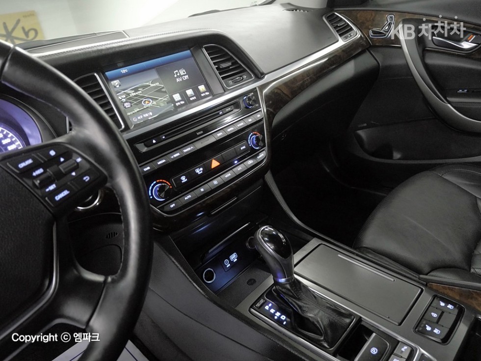Hyundai Aslan — miniaturë 8