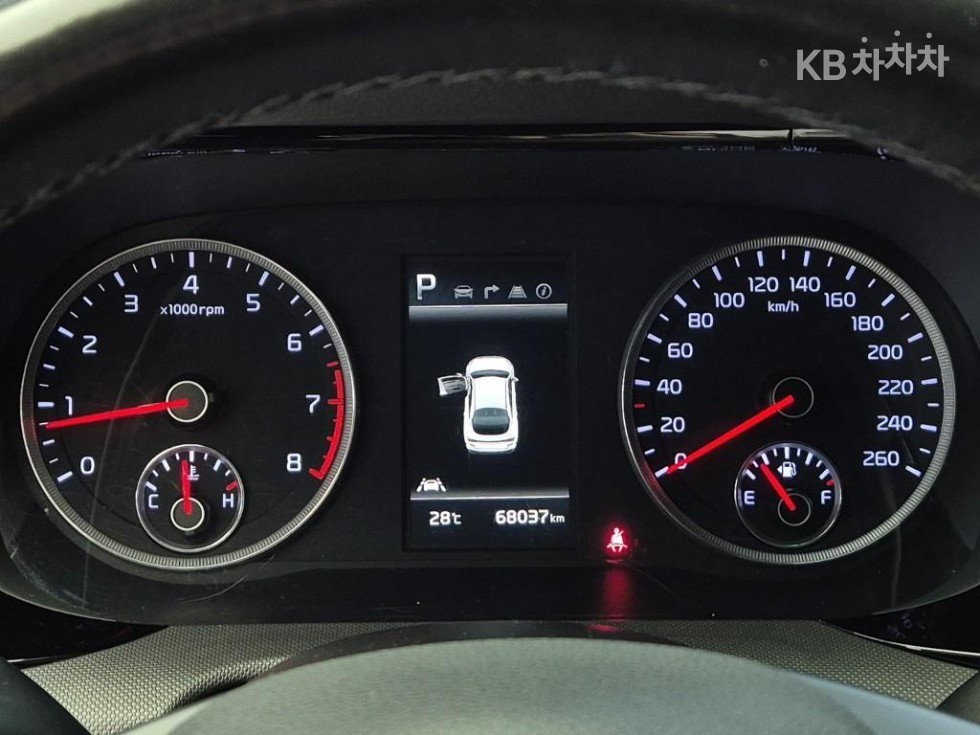 Kia K5 — miniaturë 7