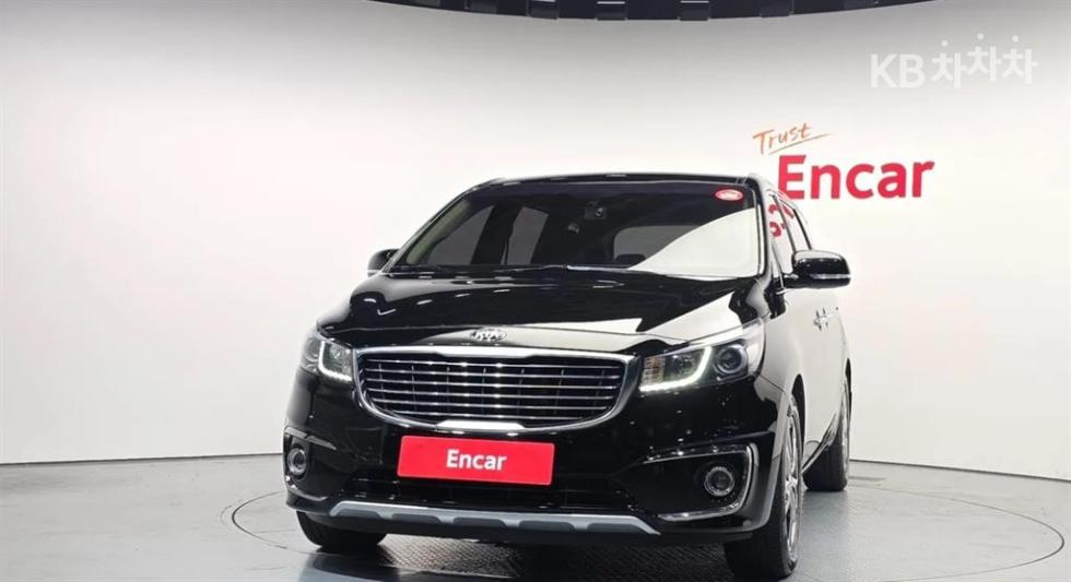 Kia Carnival — miniaturë 3
