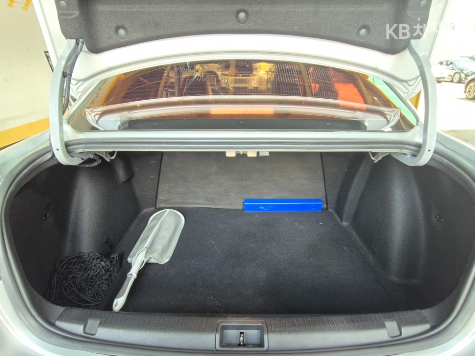 Renault SM3 — miniaturë 18