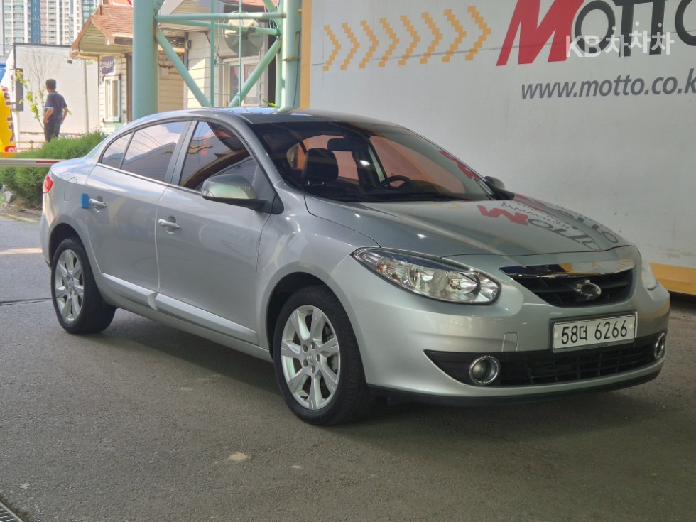 Renault SM3 — miniaturë 3