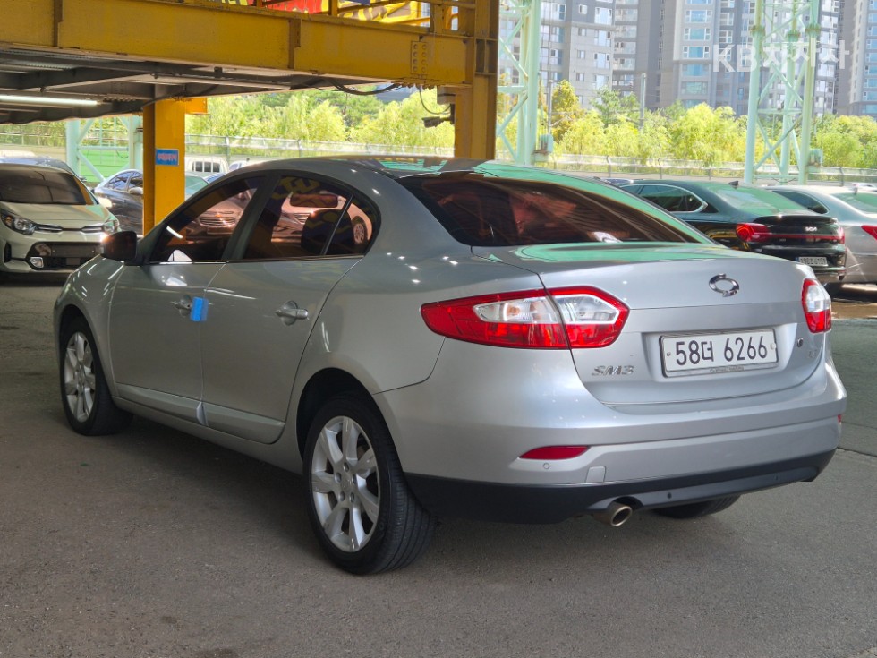 Renault SM3 — miniaturë 4