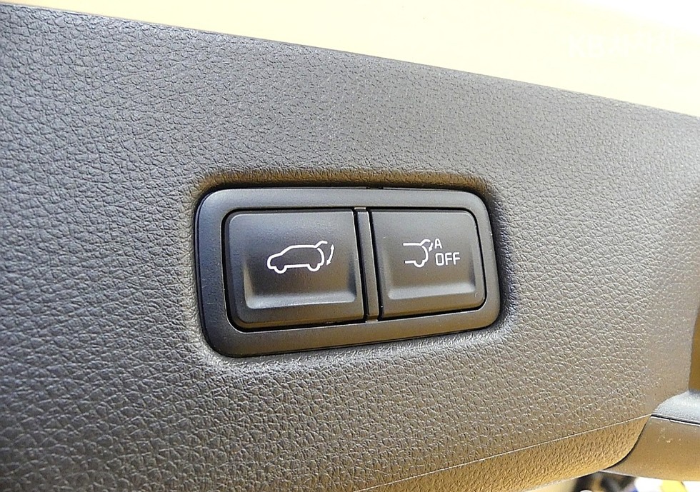 Kia Carnival — miniaturë 18