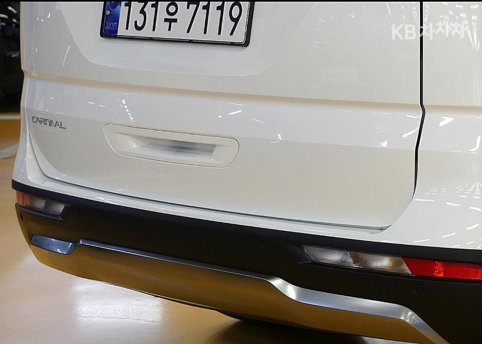 Kia Carnival — miniaturë 22