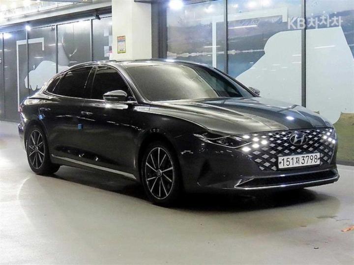 Hyundai Grandeur LPi 3.0 프리미엄 초이스 — foto 1
