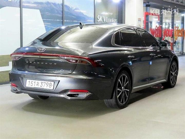 Hyundai Grandeur — miniaturë 4