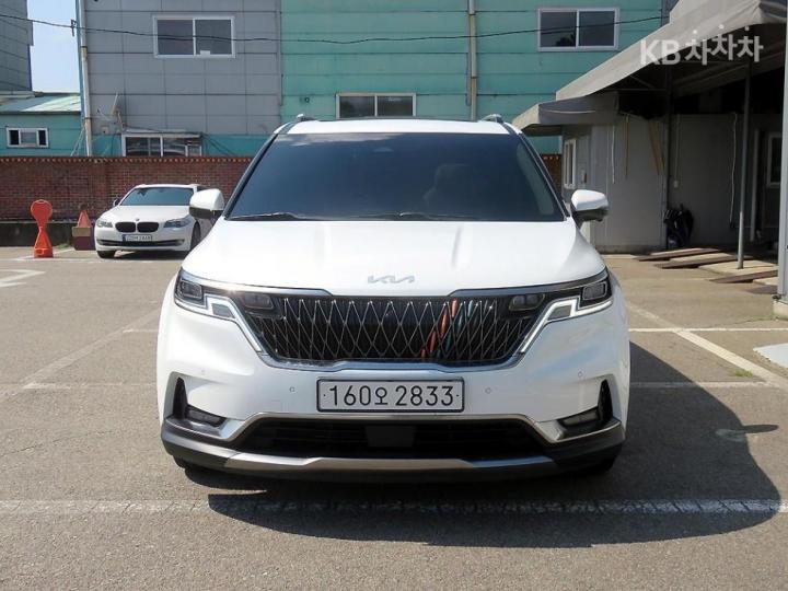 Kia Carnival D2.2 7인승 노블레스 — foto 1