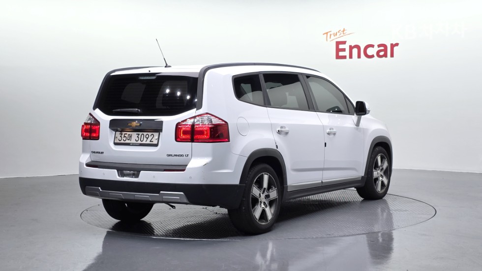 Chevrolet Orlando — miniaturë 2