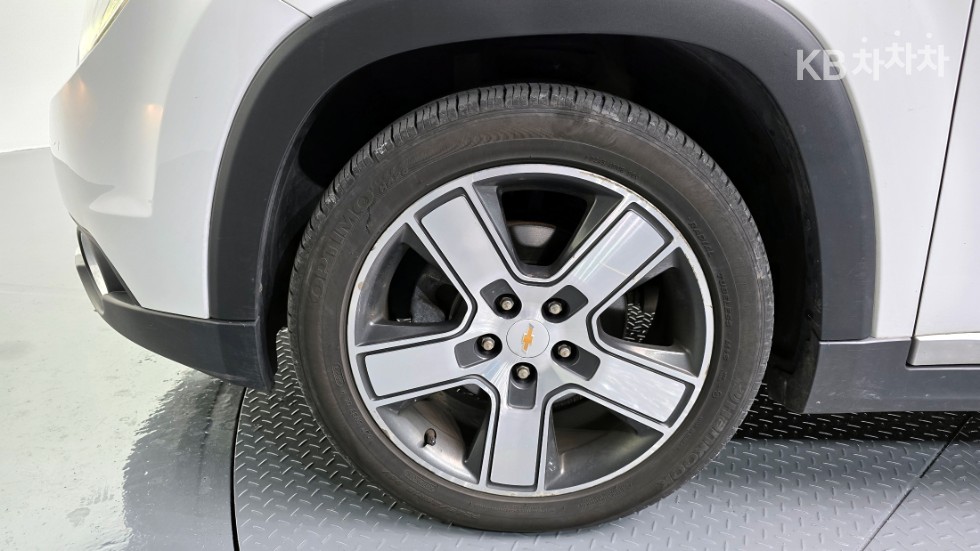 Chevrolet Orlando — miniaturë 5