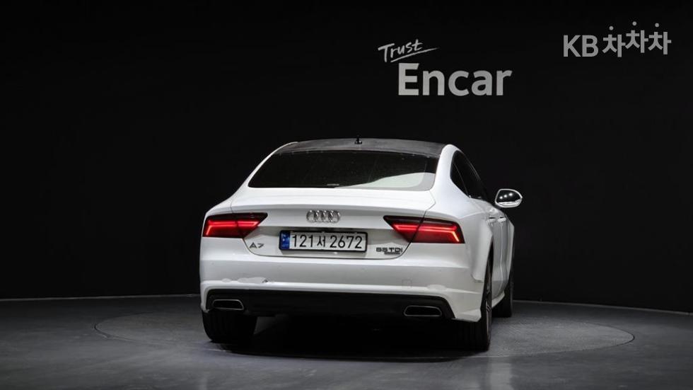 Audi A7 — miniaturë 4