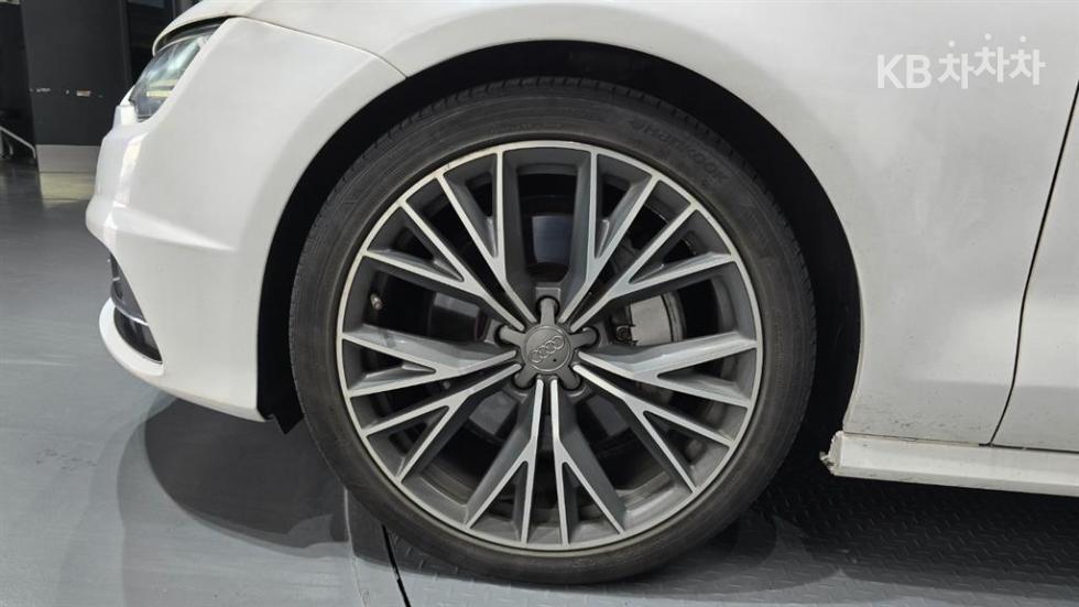 Audi A7 — miniaturë 5