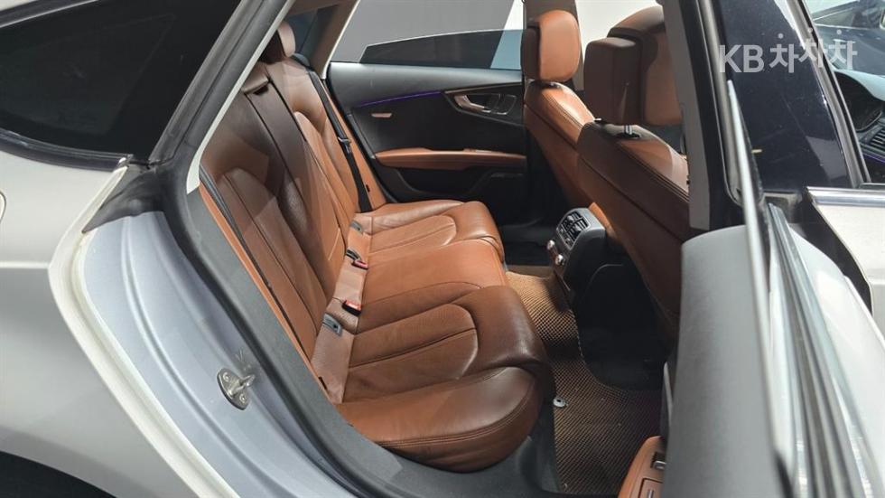 Audi A7 — miniaturë 11