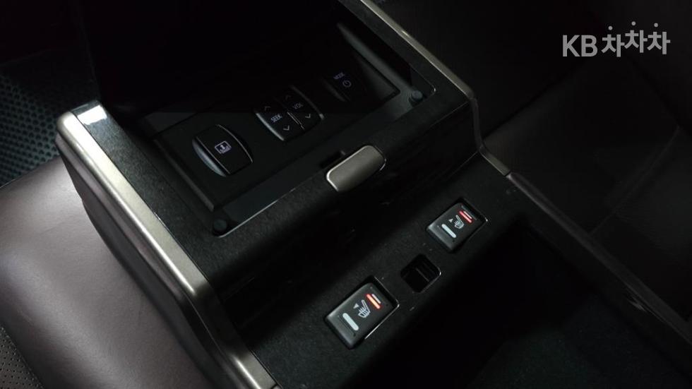 Renault SM7 — miniaturë 18