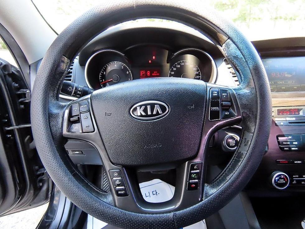 Kia K7 — miniaturë 8