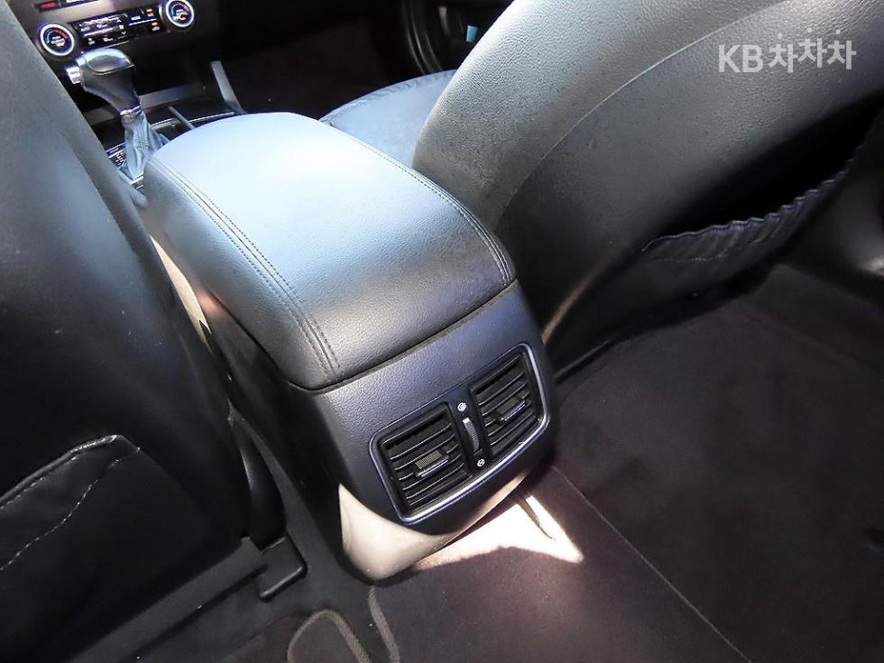 Kia K7 — miniaturë 17