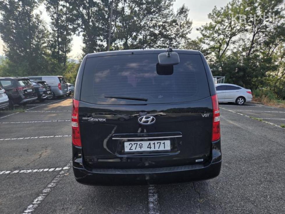 Hyundai Starex — miniaturë 5