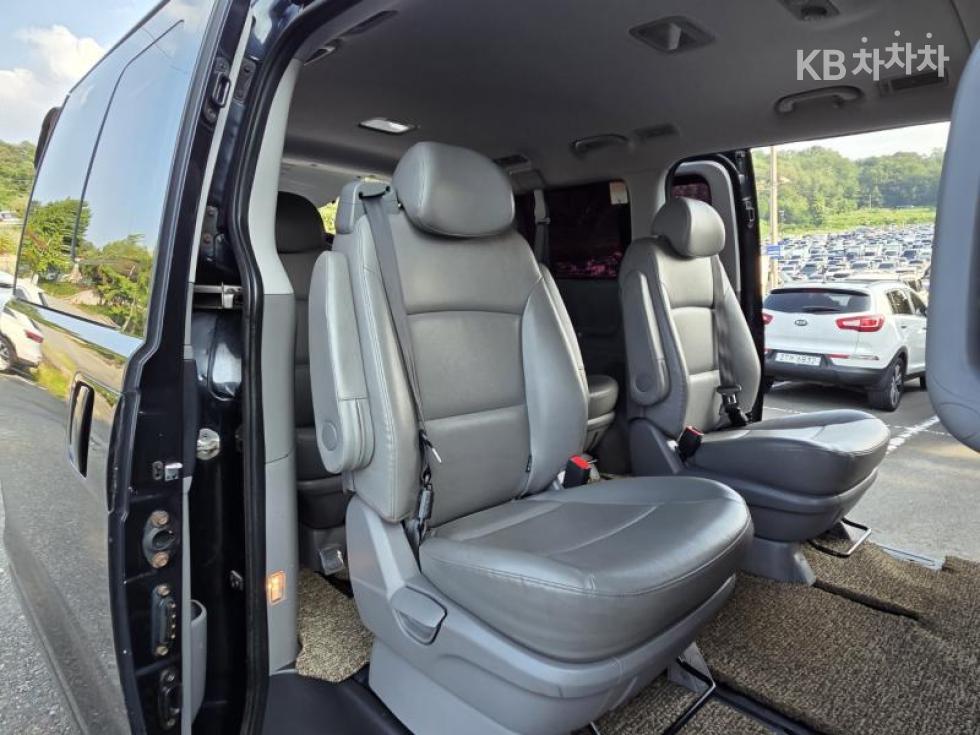 Hyundai Starex — miniaturë 12