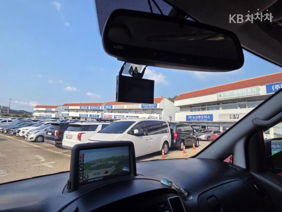 Hyundai Starex — miniaturë 13