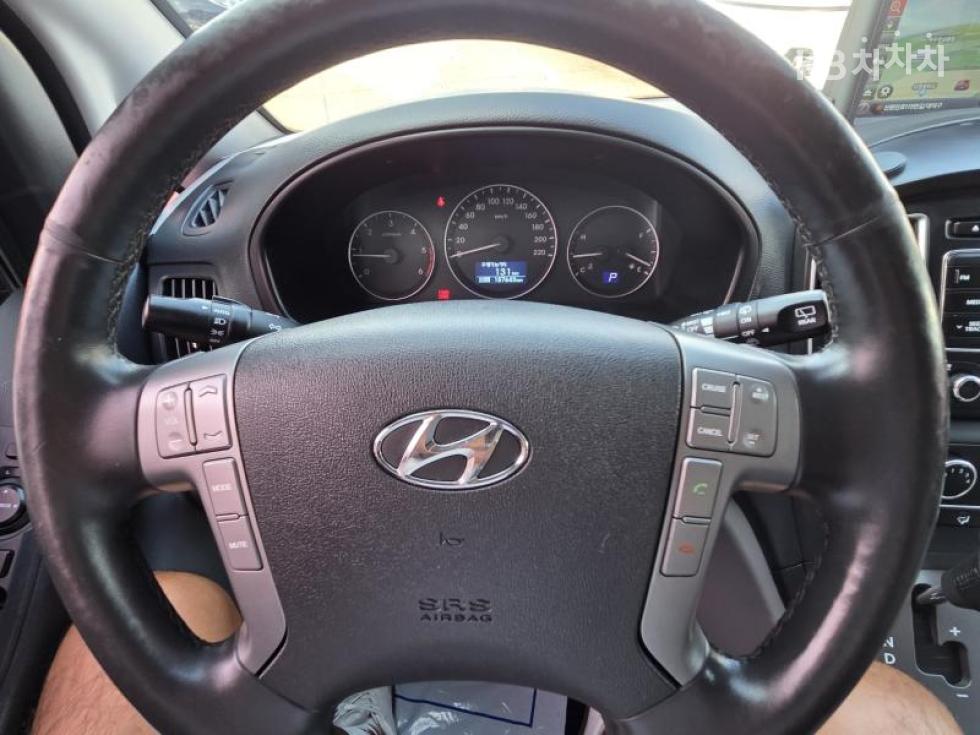 Hyundai Starex — miniaturë 16