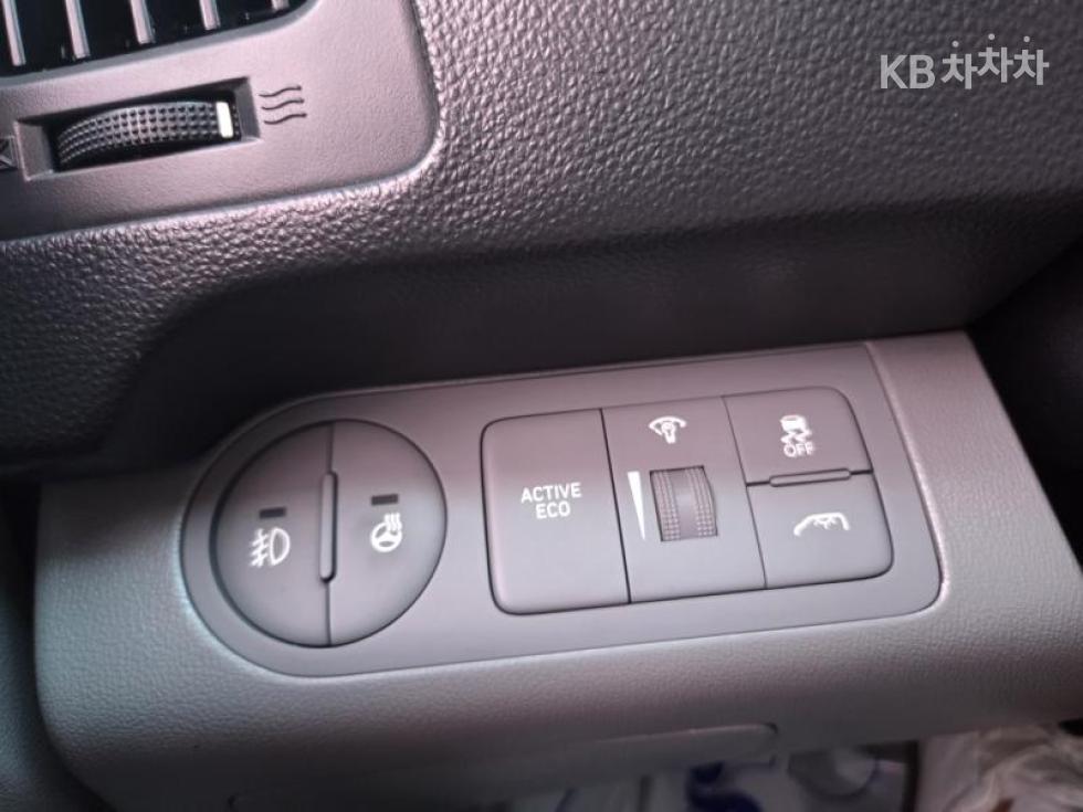 Hyundai Starex — miniaturë 18