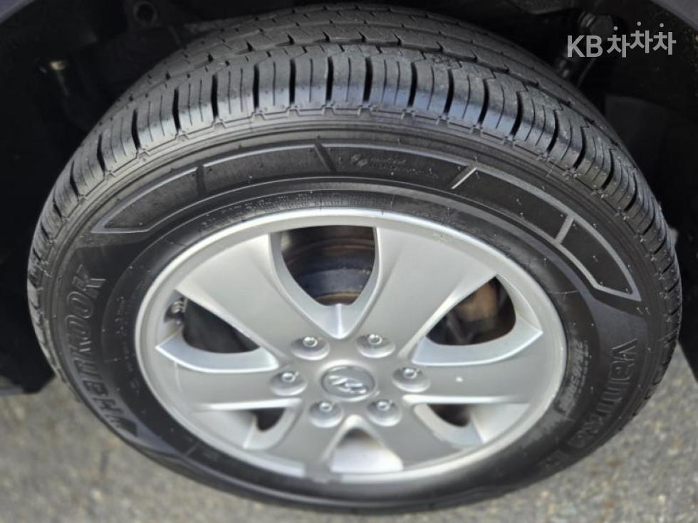 Hyundai Starex — miniaturë 24