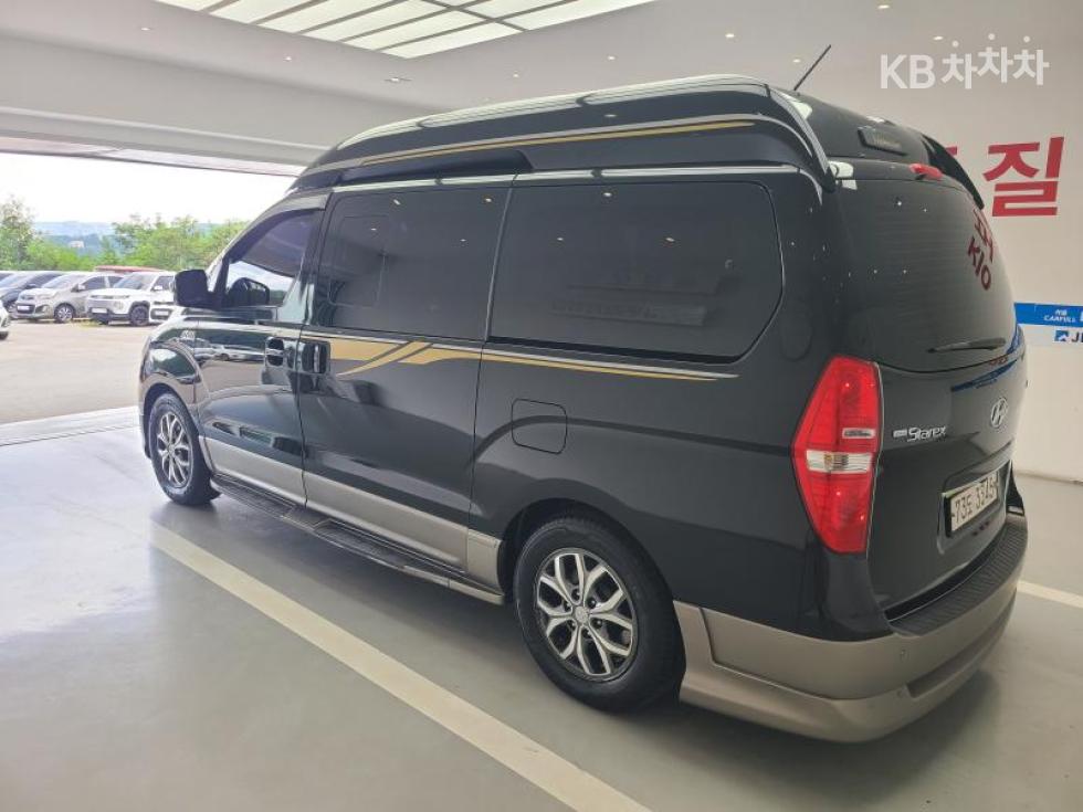 Hyundai Starex — miniaturë 4