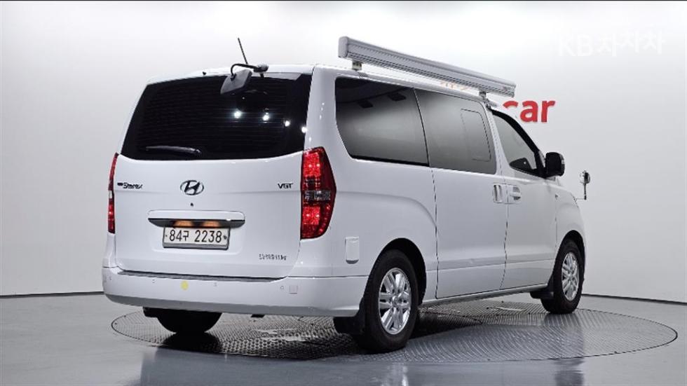 Hyundai Starex — miniaturë 2
