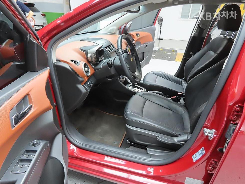 Chevrolet Aveo — miniaturë 11