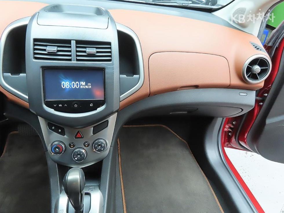 Chevrolet Aveo — miniaturë 14