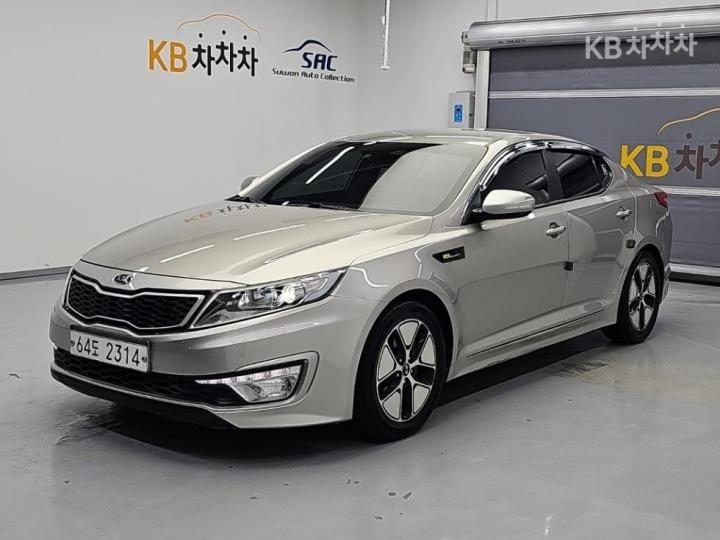 Kia K5 Prestige — foto 1