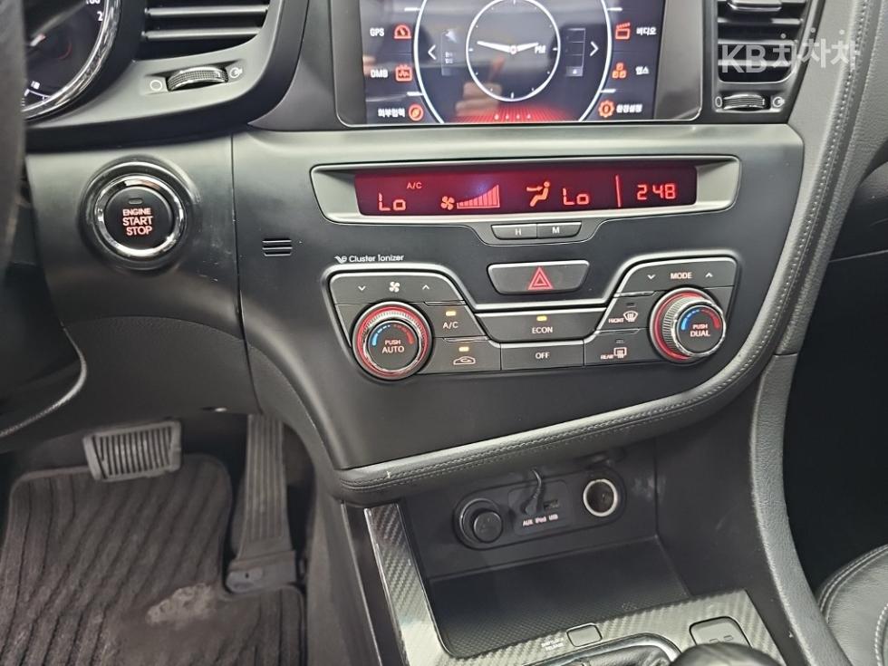 Kia K5 — miniaturë 10