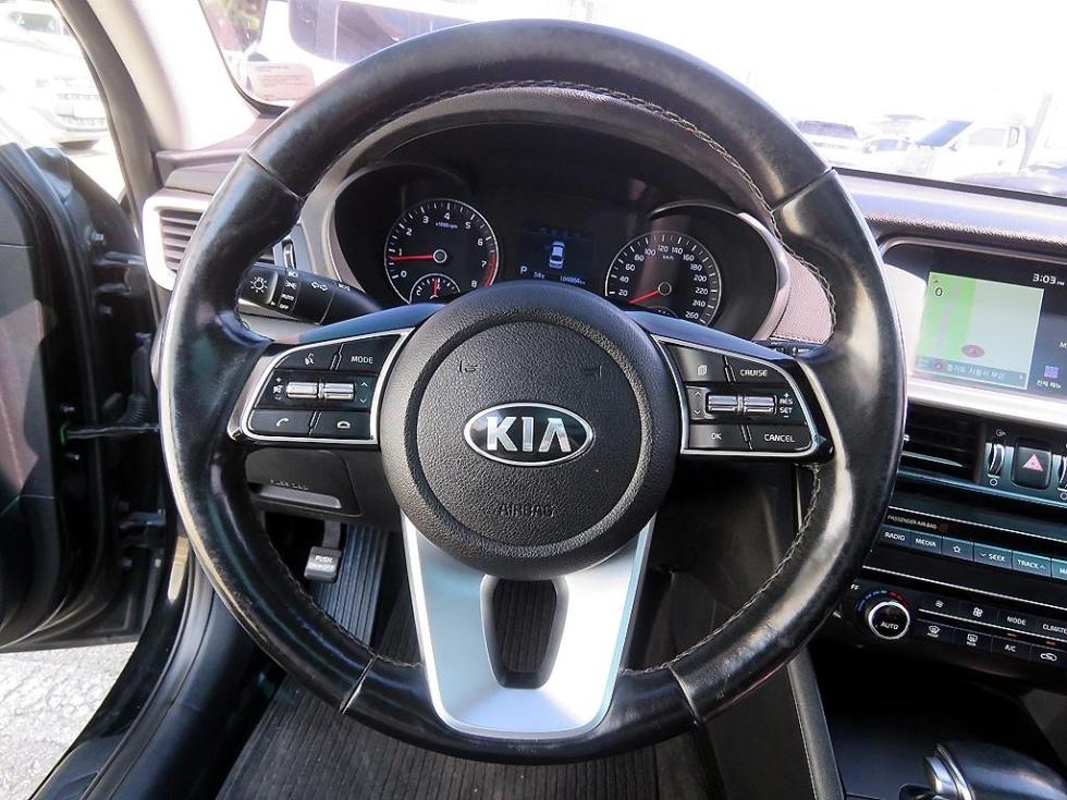 Kia K5 — miniaturë 9