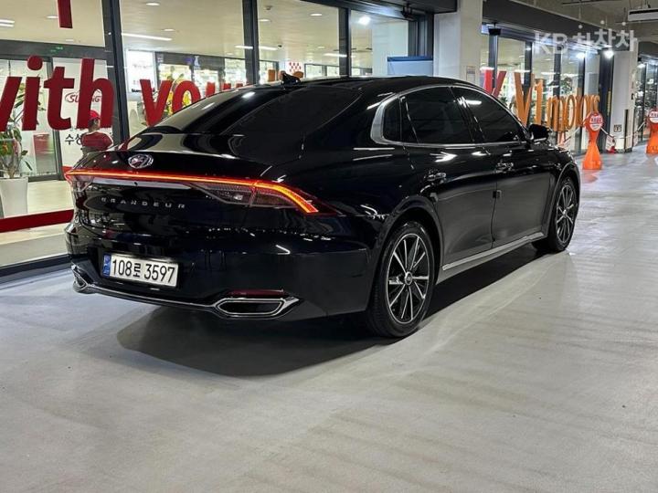 Hyundai Grandeur — miniaturë 4