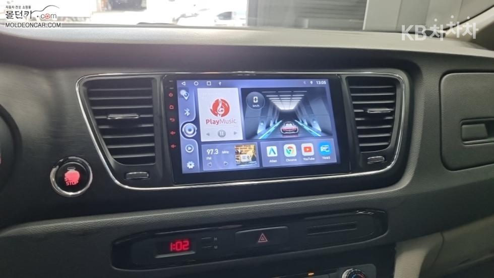 Kia Carnival — miniaturë 12