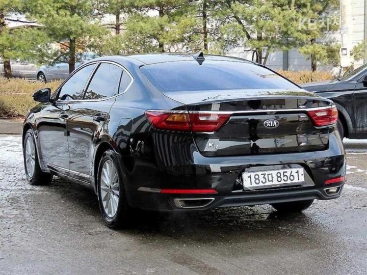 Kia K7 — miniaturë 3