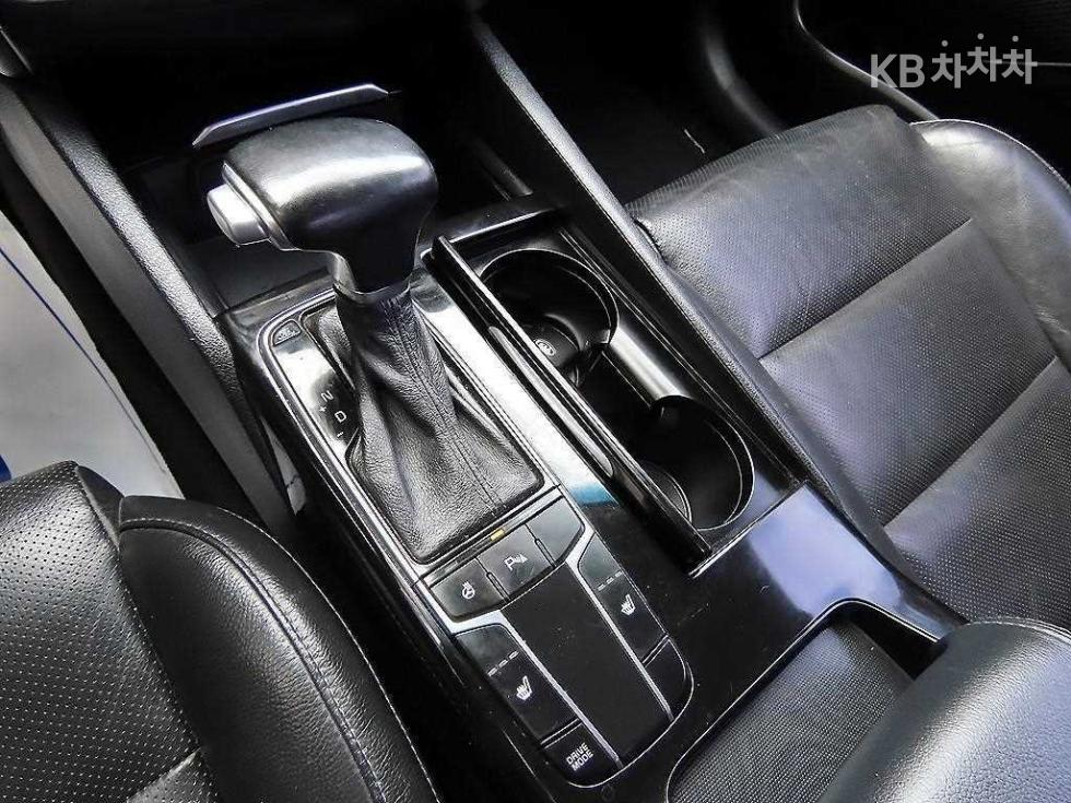 Kia K7 — miniaturë 10