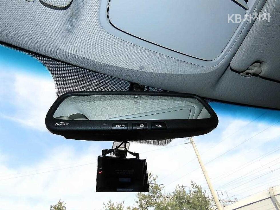 Kia K7 — miniaturë 16