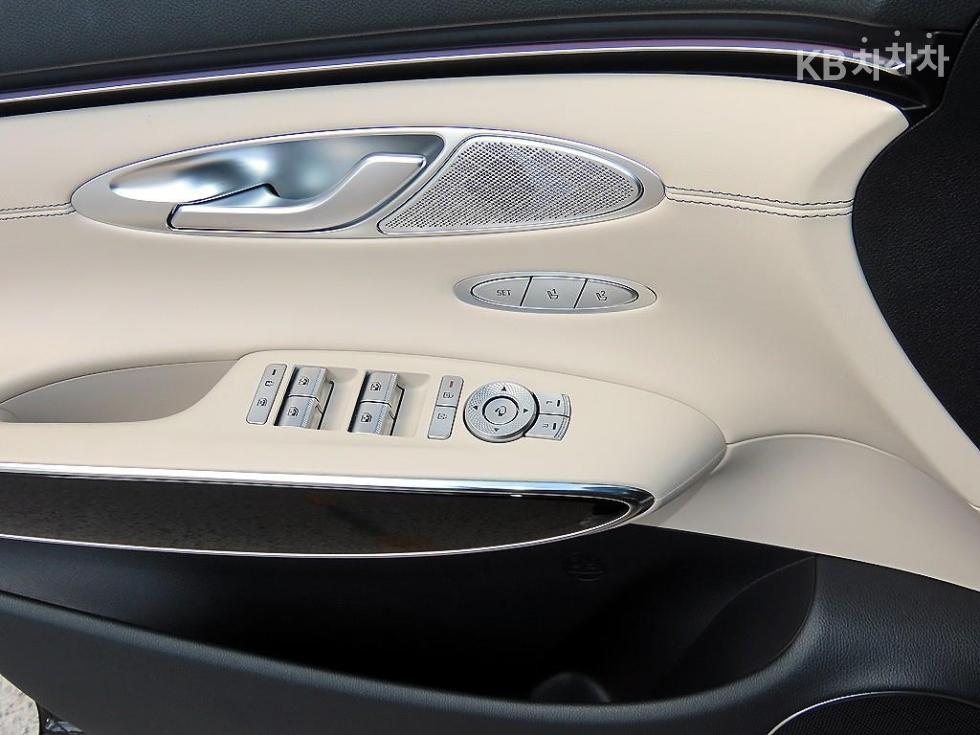 Genesis GV70 — miniaturë 11