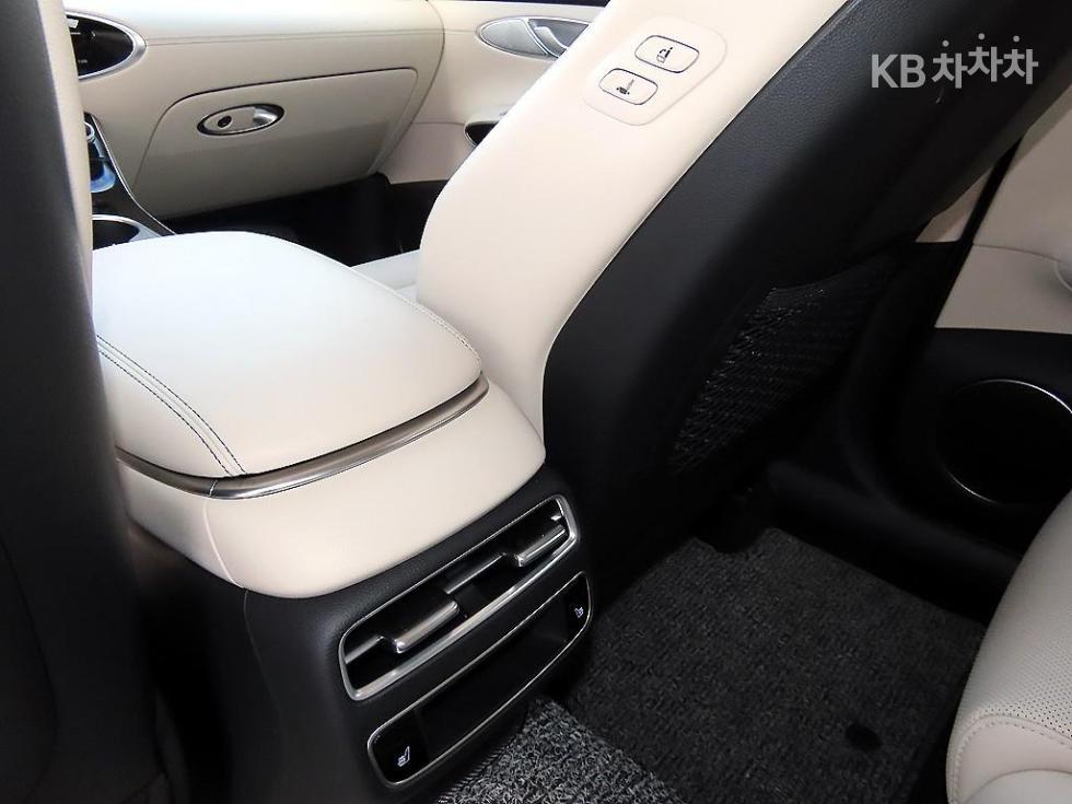 Genesis GV70 — miniaturë 15