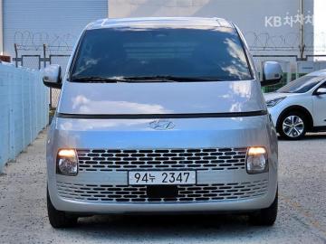 Hyundai Staria 2.2  3  mordern — foto 1