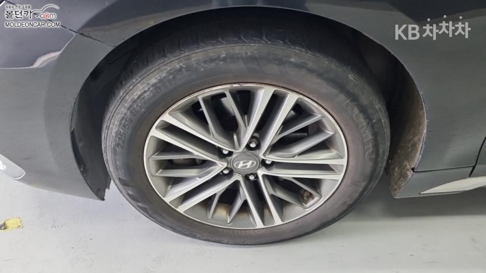 Hyundai Grandeur — miniaturë 6