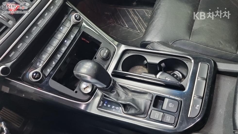 Hyundai Grandeur — miniaturë 14