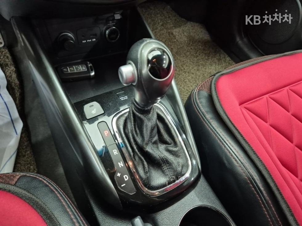 Kia Forte — miniaturë 8